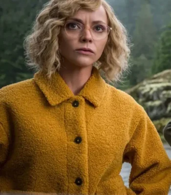 Yellowjackets S02 Christina Ricci Yellow Jacket