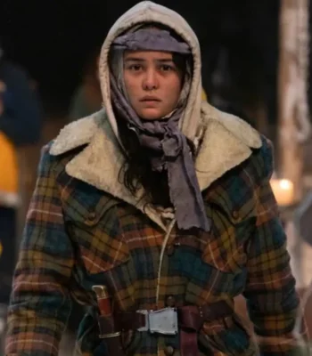 Yellowjackets S02 Teen Lottie Plaid Coat