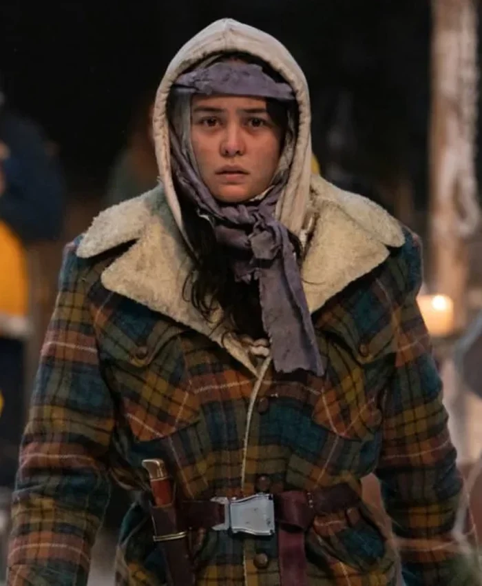 Yellowjackets S02 Teen Lottie Plaid Coat Yellowjackets S02 Teen Lottie Plaid Coat