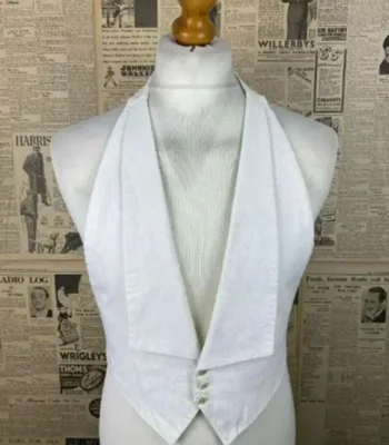 You S04 Niccy Lin White Vest