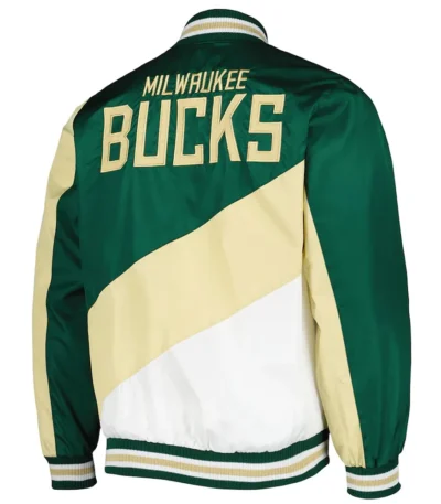 Milwaukee Bucks Hunter Green Ripstop Nylon Jacket