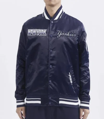 NY Yankees Turn It Up M Classic Rib Navy Satin Jacket