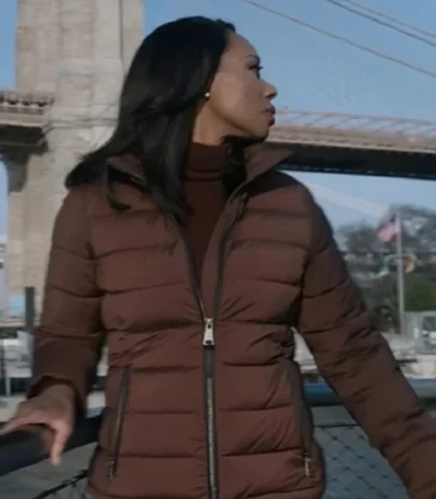 Amanda Warren The Night Agent S02 Puffer Jacket