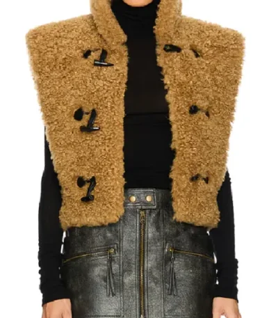Amanda Will Trent S03 Brown Sherpa Vest