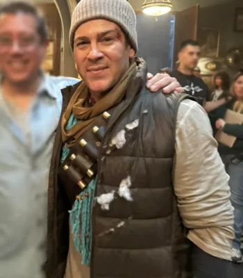 Christian Kane The Librarians: The Next Chapter S01 Vest
