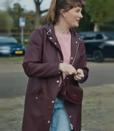 Eva van Gessel Football Parents S01 Purple Coat