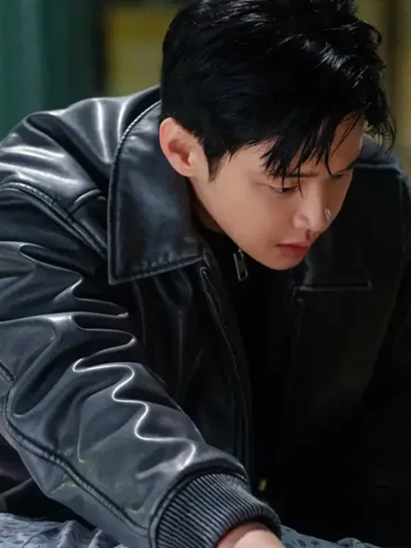 Jang Dong-yoon Queen Mantis S01 Black Leather Jacket