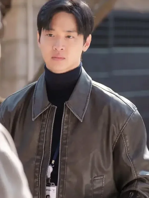 Jang Dong-yoon Queen Mantis S01 Brown Leather Jacket