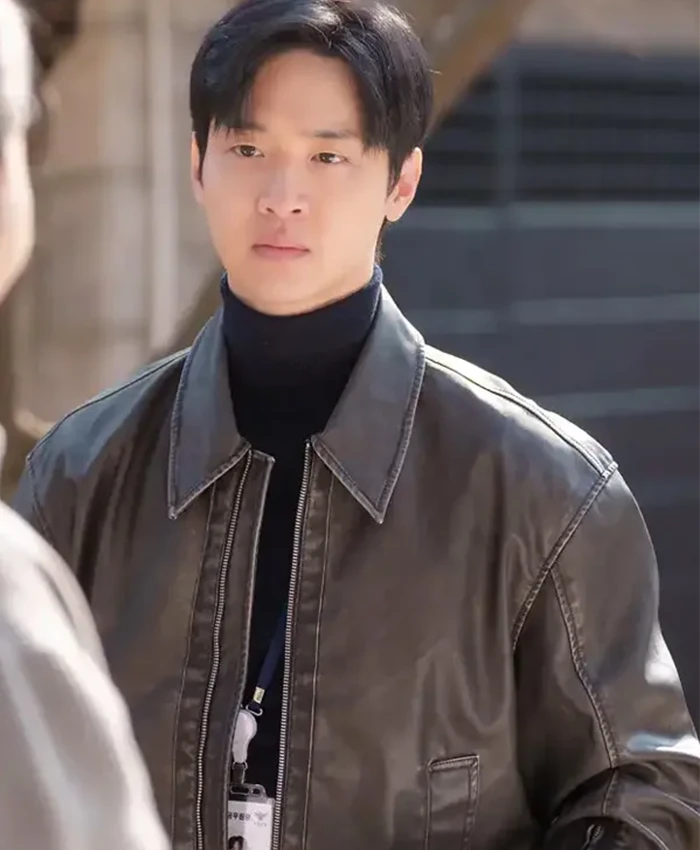 Jang Dong-yoon Queen Mantis S01 Brown Leather Jacket Jang Dong-yoon Queen Mantis S01 Brown Leather Jacket