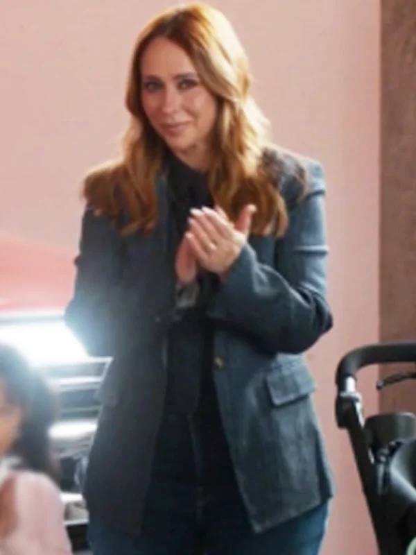 Jennifer Love Hewitt 9-1-1 S09 Pinstriped Blazer