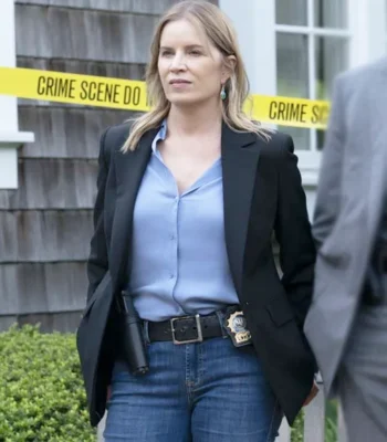 Kim Dickens The Better Sister S01 Black Blazer