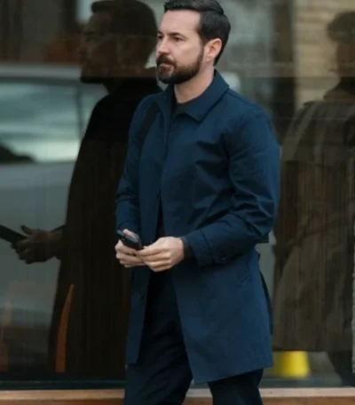 Martin Compston Fear S01 Blue Coat