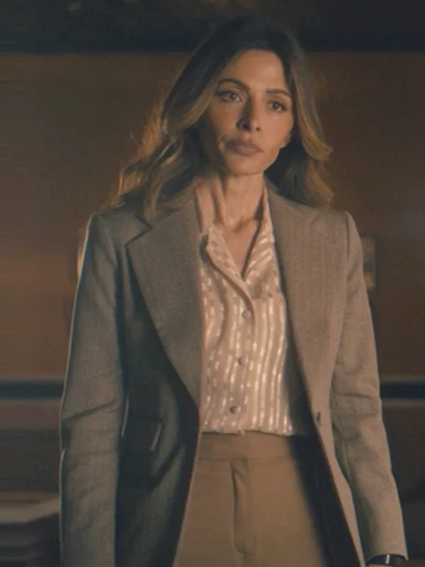 Paradise S01 Sarah Shahi Grey Blazer