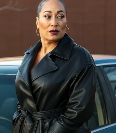 Racquel Palmer All the Queen’s Men S04 Leather Coat