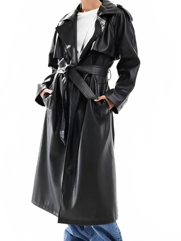 Racquel Palmer All the Queen’s Men S04 Leather Coat