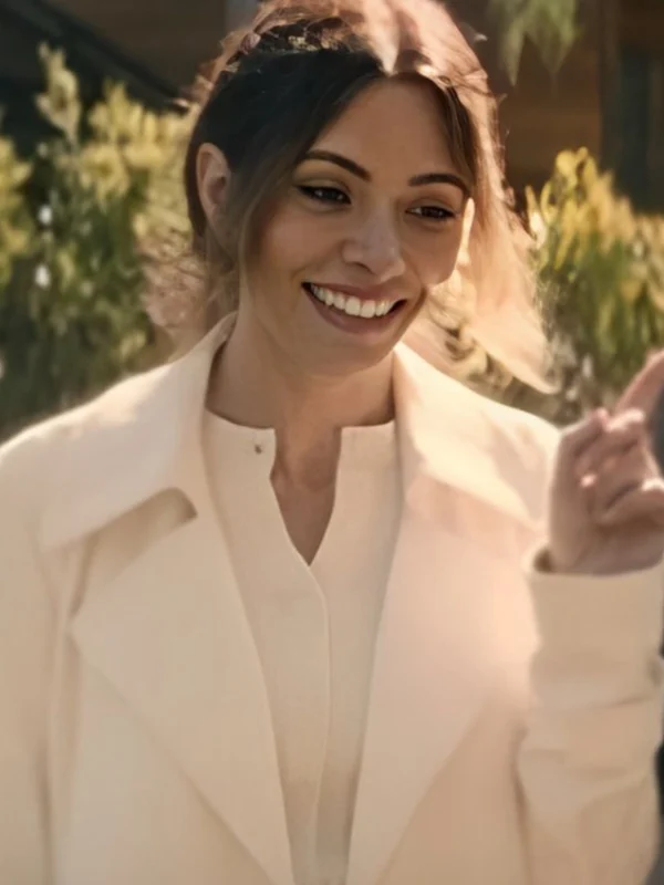 Sarah Shahi Paradise S01 White Coat