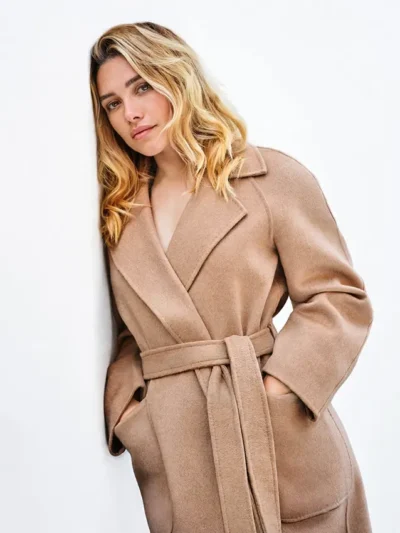 Cover of ELLE Spain Florence Pugh Brown Coat