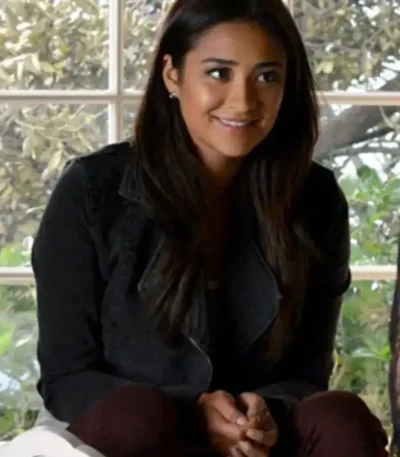 Shay Mitchell Pretty Little Liars S03 Cropped Denim Jacket