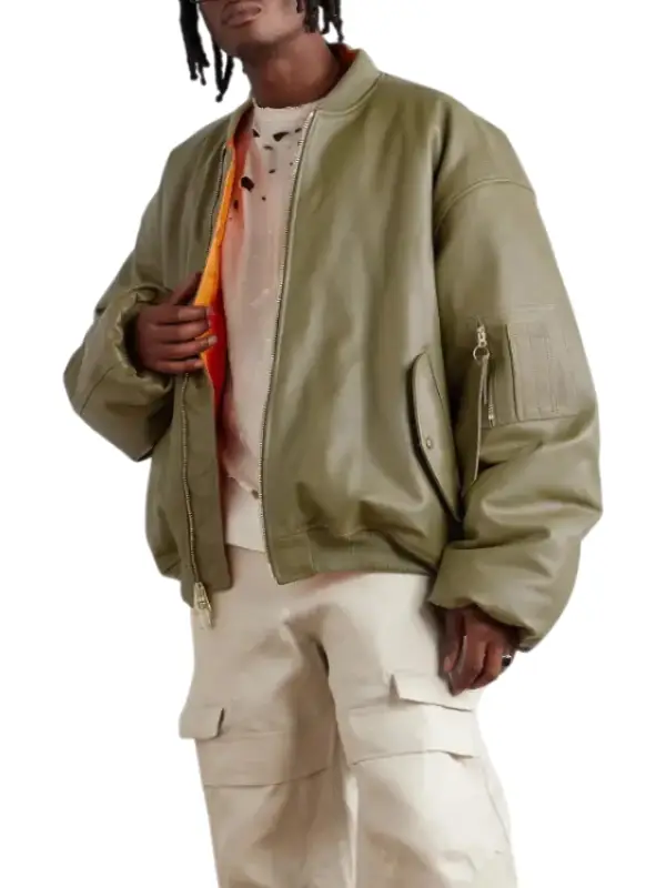 VETEMENTS Oversized Leather Bomber Jacket VETEMENTS Oversized Leather Bomber Jacket