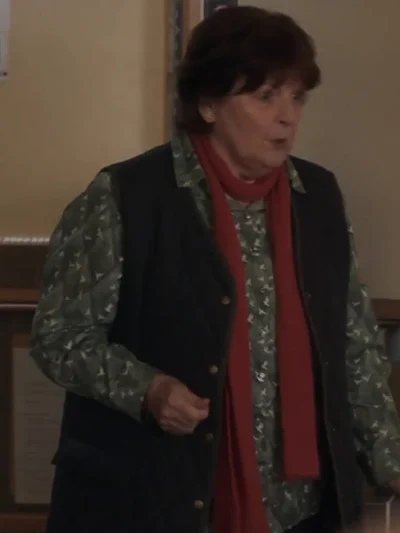 Vera Stanhope Vera Black Quilted Vest